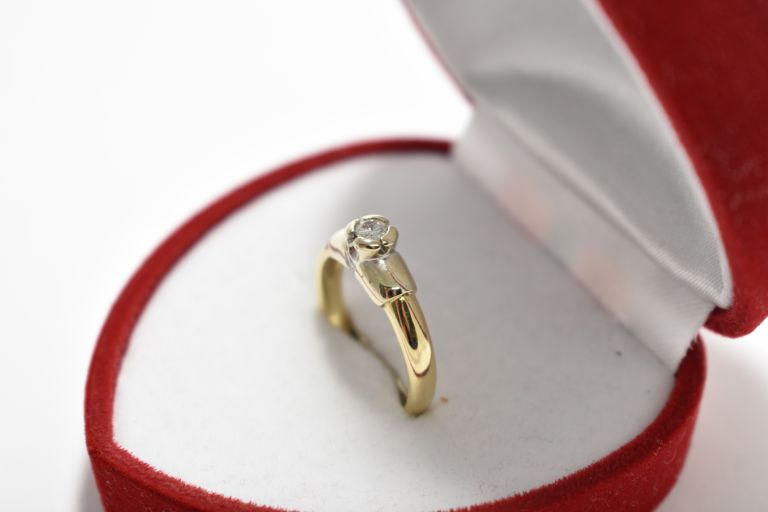 zloty-pierscionek-pr585-z-diamentem-014ct-r13-364g-certyfikat-marka-inna-marka
