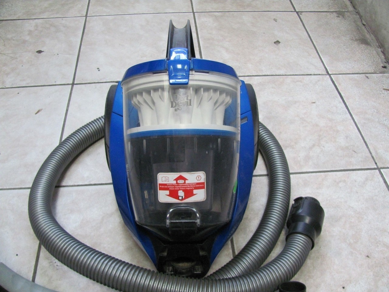 odkurzacz-bezworkowy-dirt-devil-rebel-54-he-moc-800