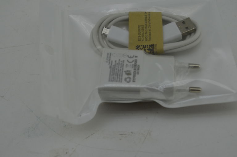 ladowarka-usb-c-stan-powystawowy