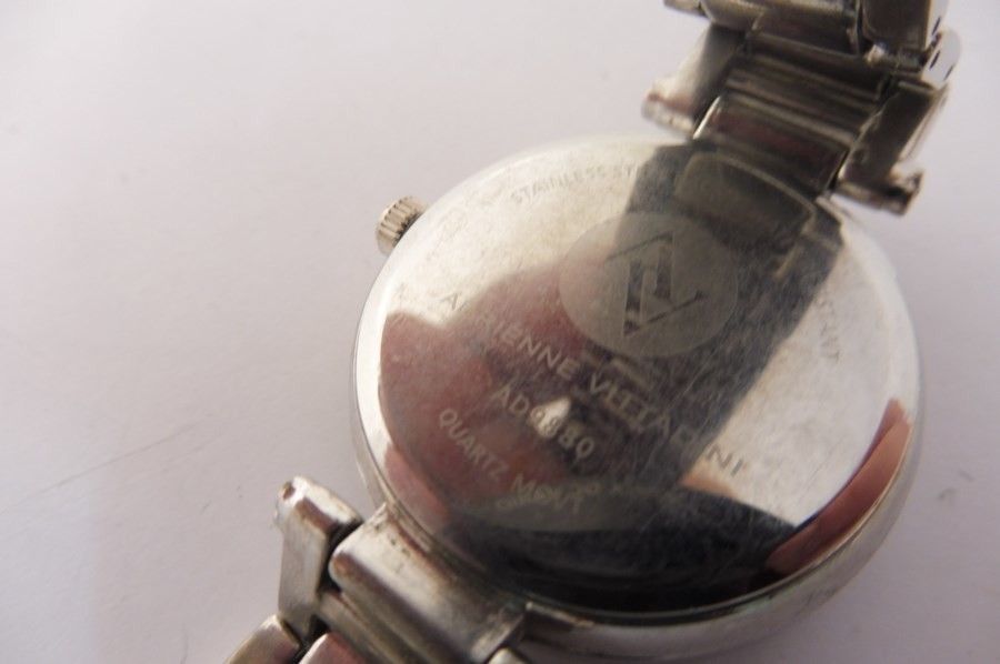 zegarek-adrienne-vittadini-marka-inna-marka