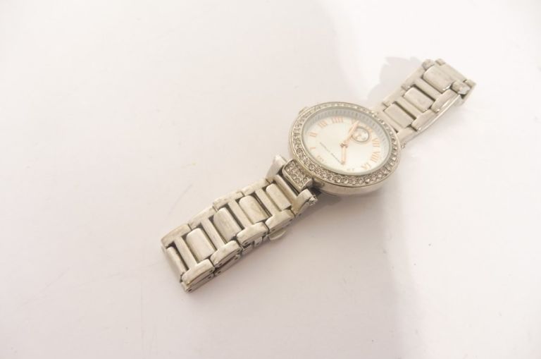 zegarek-adrienne-vittadini-janowicza-3-olsztyn