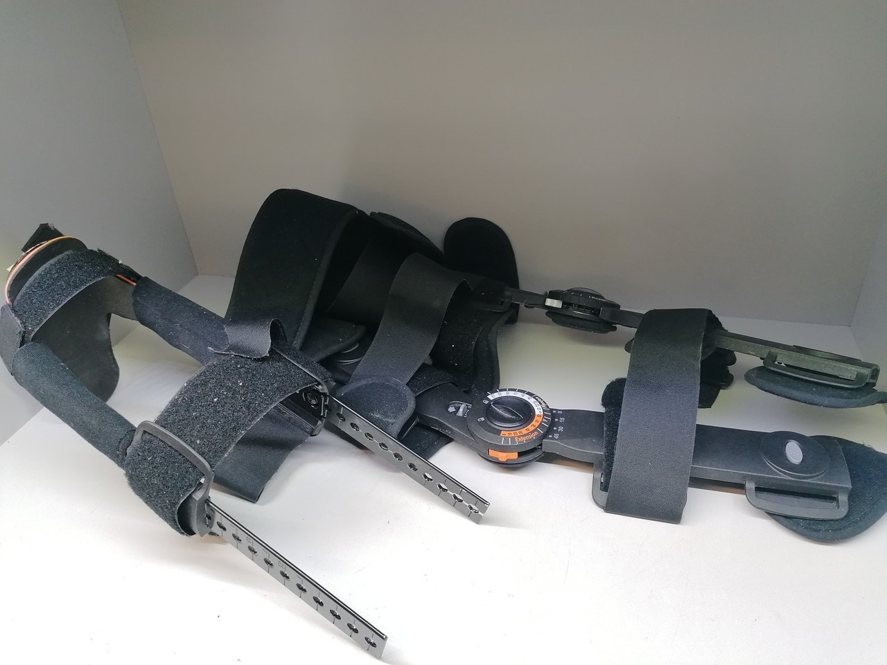 orteza-stawu-kolanowego-ze-stopa-qmed-typu-kafo-bytomska-12-czeladz