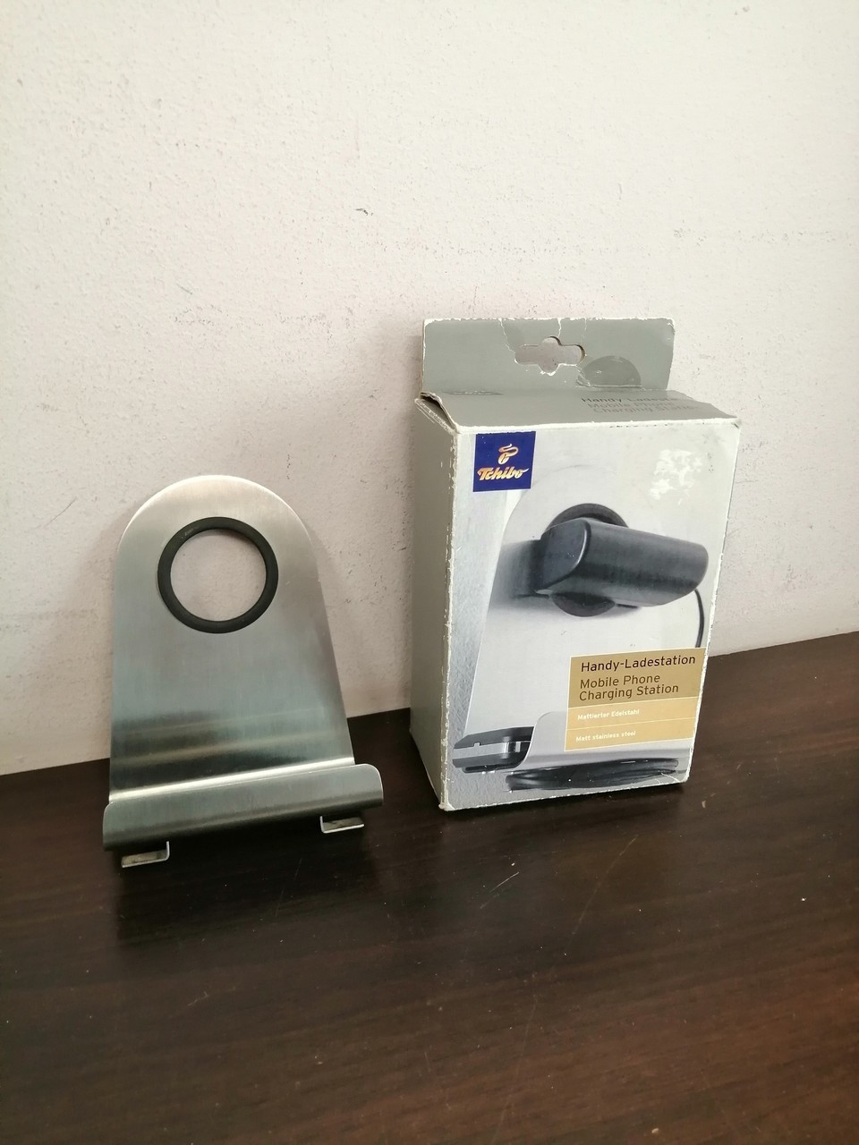 polka-na-ladowarke-do-telefonu-tchibo-stalowa-kartuska-45-bis-gdansk