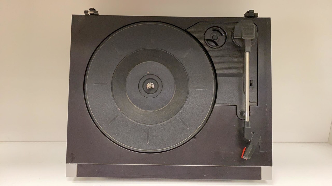 gramofon-elta-2950-plyta-hits-of-bbc-and-alaska-typ-wkladki-magnetoelektryczna-mc