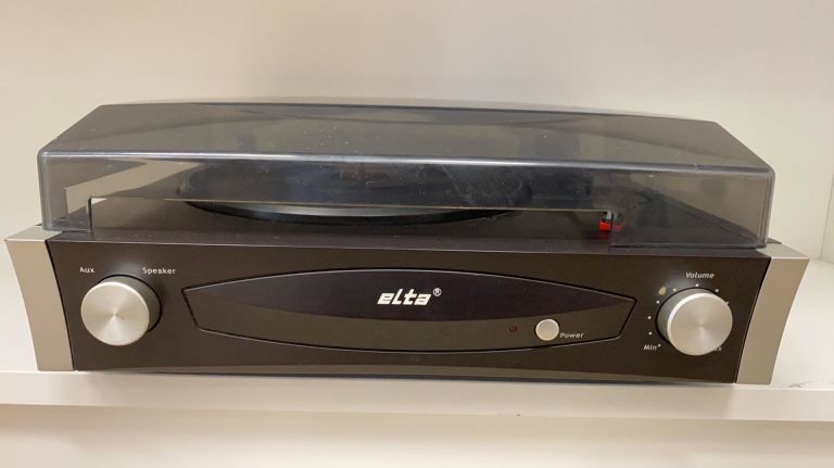 gramofon-elta-2950-plyta-hits-of-bbc-and-alaska-marka-inna