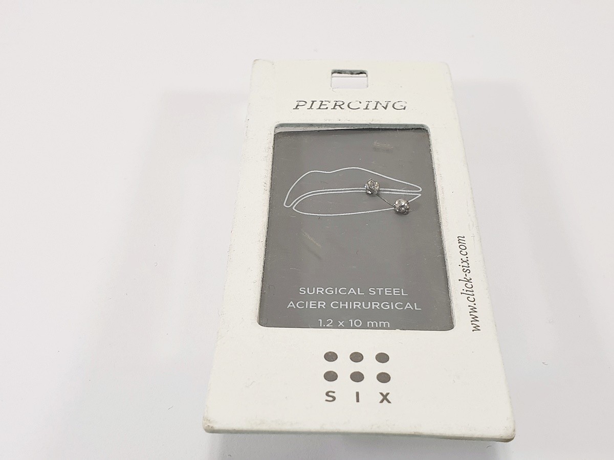 srebrny-kolczyk-do-wargi-monroe-925-pilsudskiego-27-skwierzyna