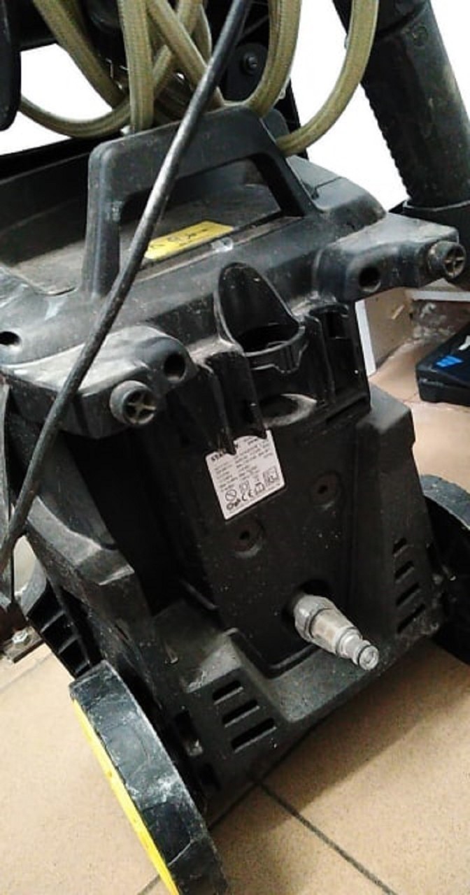 myjka-wysokocisnieniowa-stanley-sxpw22-maksymalna-moc-2200