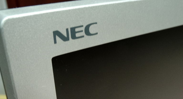 MONITOR NEC ACCUSYNC 72 VM LCD17"