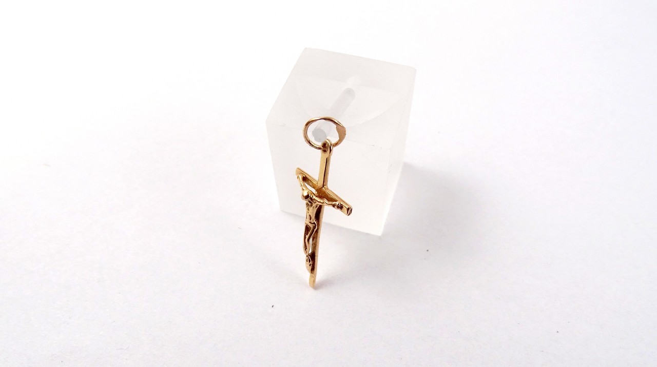 zloty-krzyzyk-098g-585-typ-krzyze