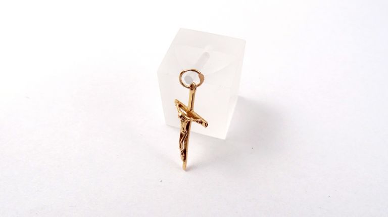 zloty-krzyzyk-098g-585-typ-krzyze