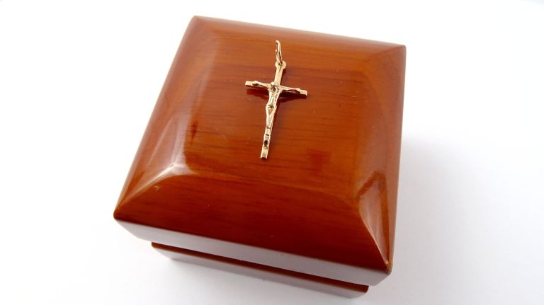 zloty-krzyzyk-098g-585-upalna-1a26-bialystok-sj