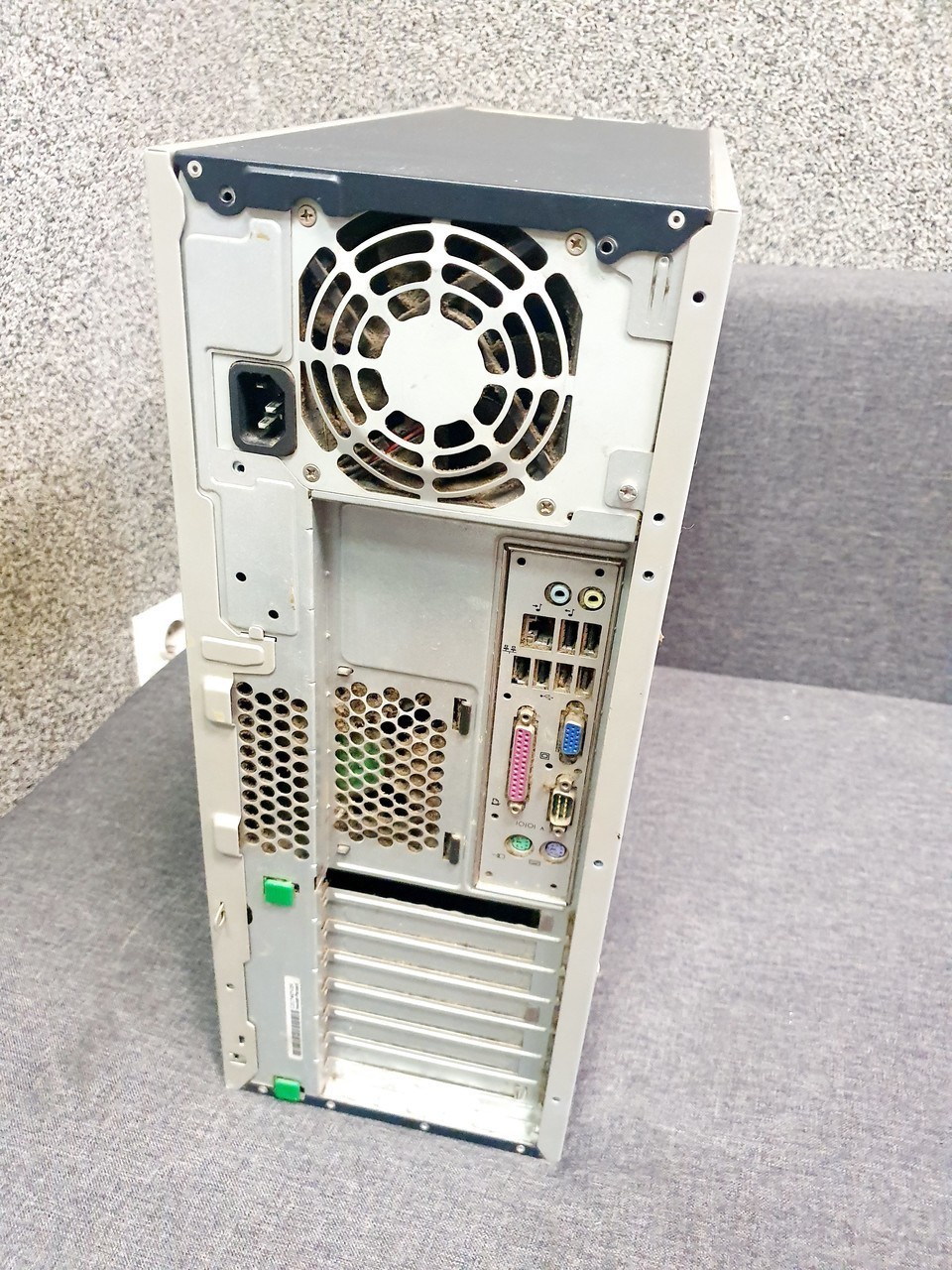 komputer-stacjonarny-hp-e4500-2x22ghz1gb160gb-liczba-rdzeni-procesora-2