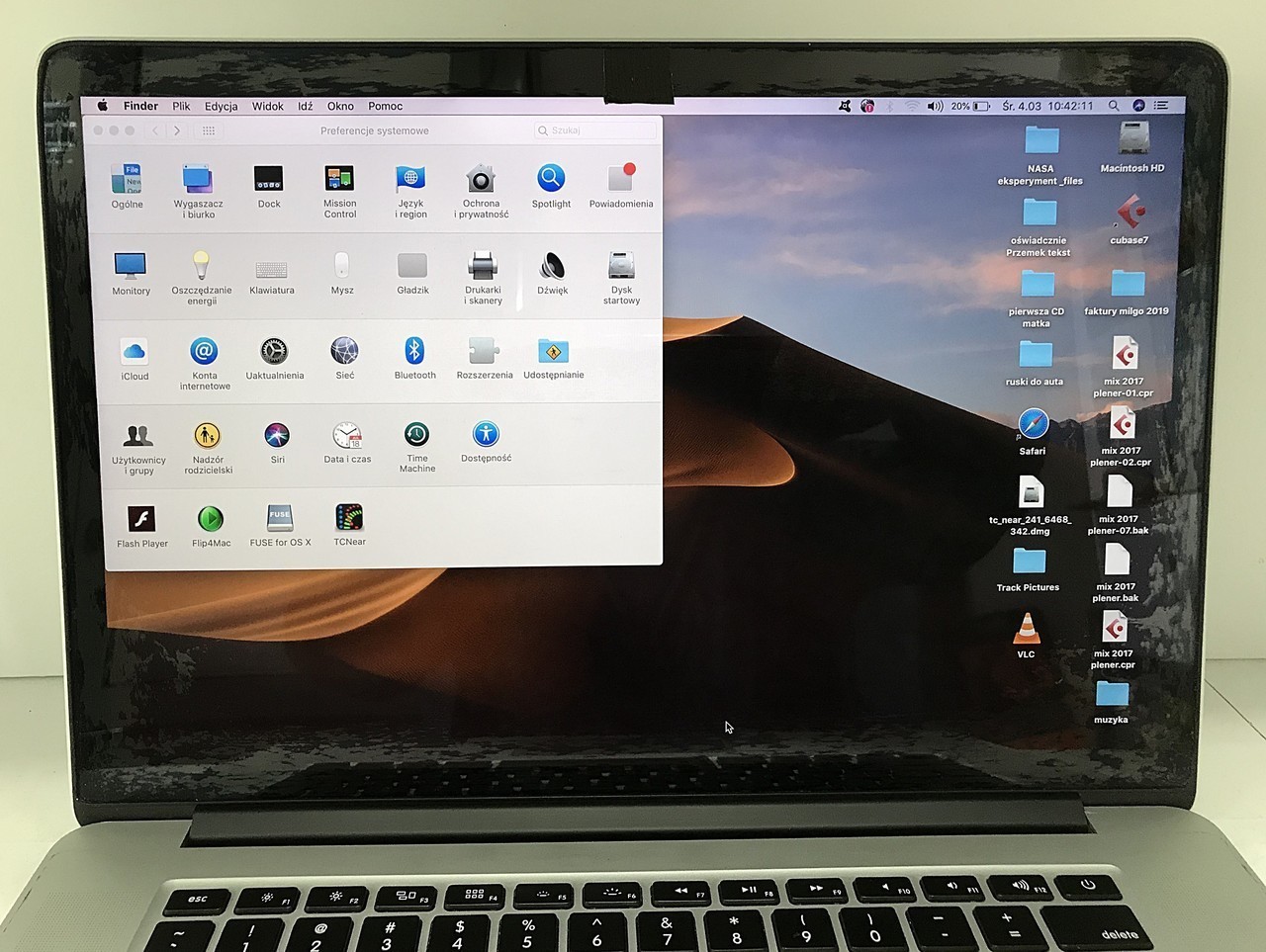 apple-macbook-pro-a1398-ladowarkapudelko-przekatna-ekranu-15