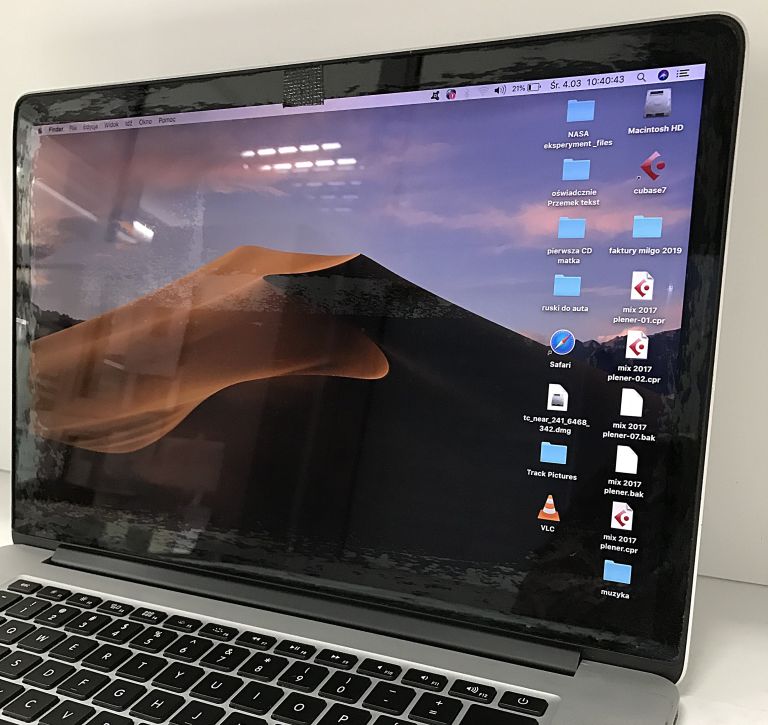 apple-macbook-pro-a1398-ladowarkapudelko-kod-producenta-apple-macbook-pro-a1398