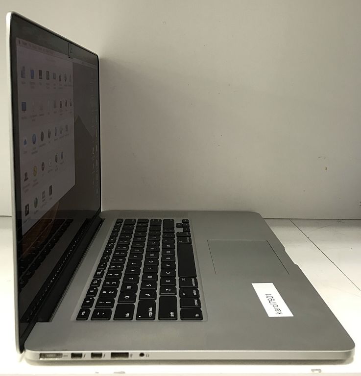 apple-macbook-pro-a1398-ladowarkapudelko-rozdzielczosc-px-2880-x-1800