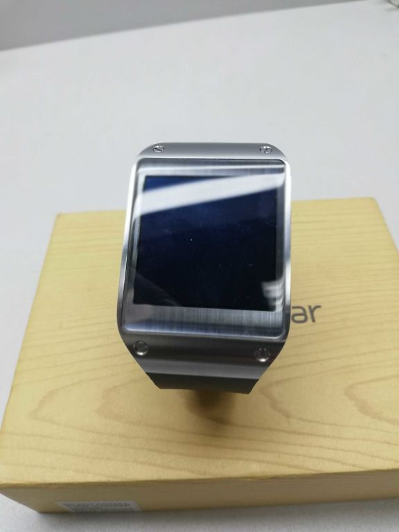 SMARTWARCH SAMSUNG GALAXY GEAR V700 NIE WLACZA SI