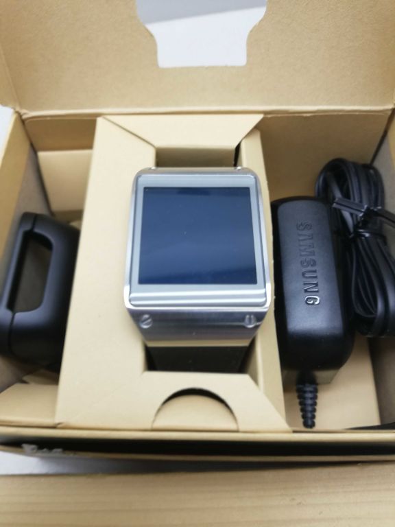 SMARTWARCH SAMSUNG GALAXY GEAR V700 NIE WLACZA SI