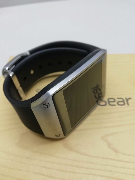 SMARTWARCH SAMSUNG GALAXY GEAR V700 NIE WLACZA SI
