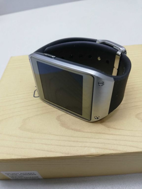 SMARTWARCH SAMSUNG GALAXY GEAR V700 NIE WLACZA SI
