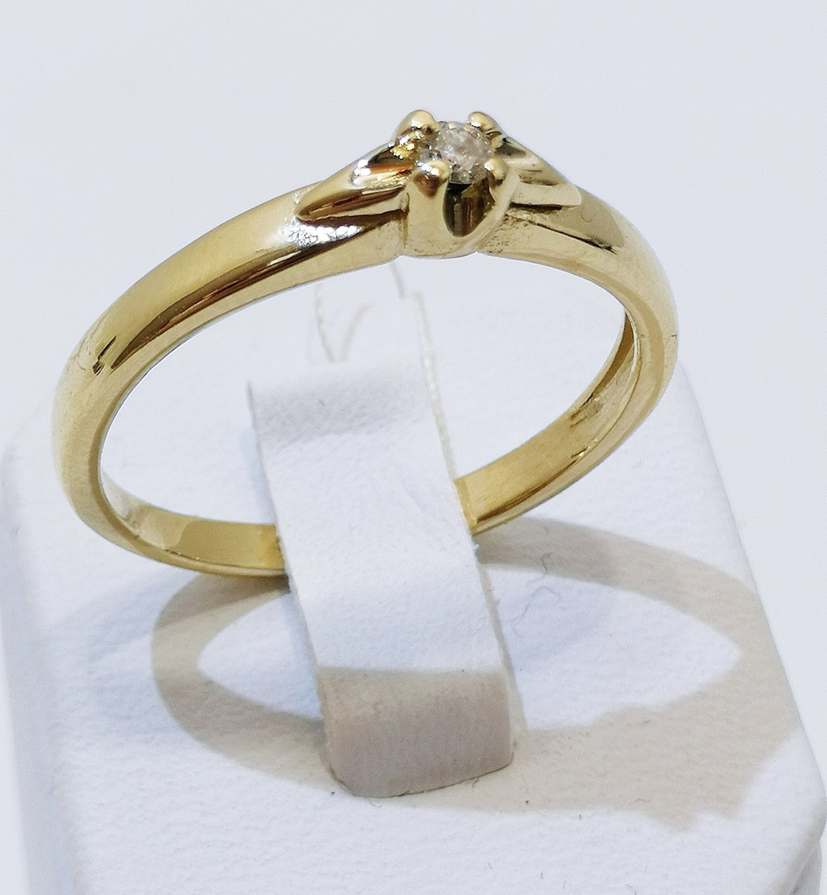 przepiekny-delikatny-pierscionek-z-diamentem-cert-rozmiarsrednica-wew-mm-372-16