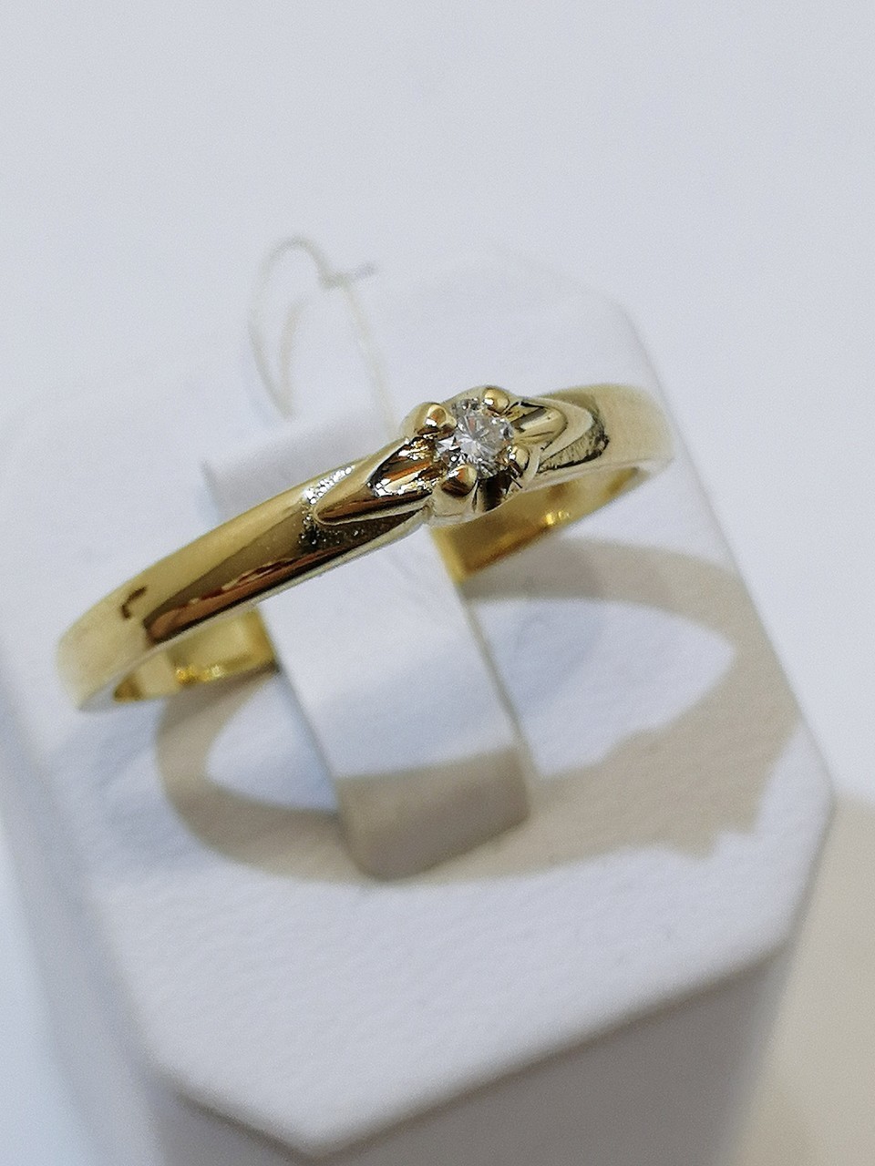 przepiekny-delikatny-pierscionek-z-diamentem-cert-jana-pawla-ii-41a-warszawa