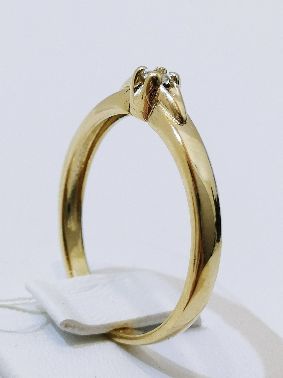 przepiekny-delikatny-pierscionek-z-diamentem-cert-waga-919