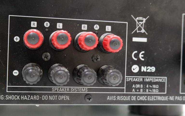 amplituner-denon-dra-500ae-opis-model-dra-500ae