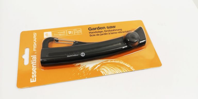 RĘCZNA PIŁA DO GAŁĘZI FISKARS SW16 ESSENTIAL