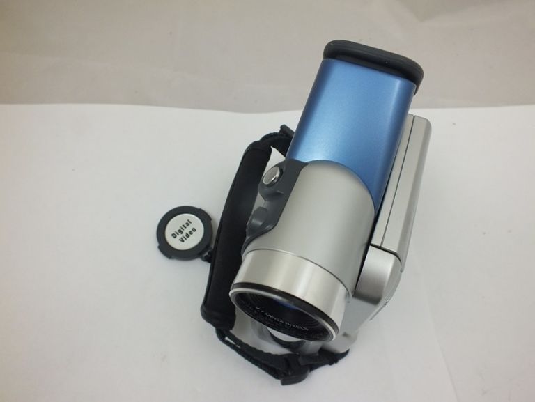 KAMERA MX-7000
