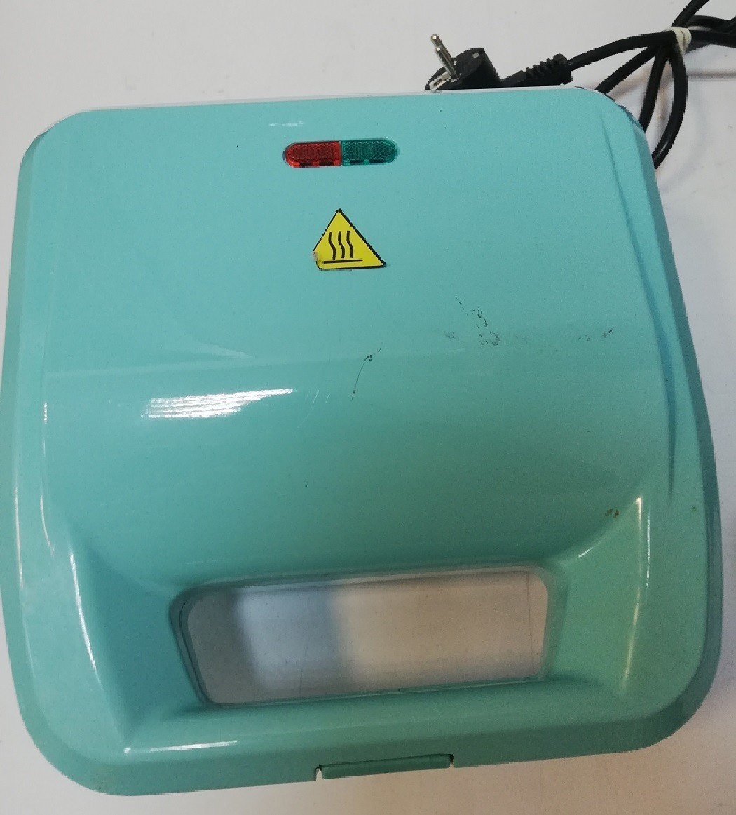 gofrownica-3w1-quigg-akcesoria-liczba-gofrow-2