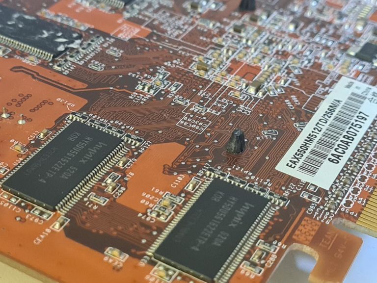 karta-graficzna-asus-n13219-rodzaj-pamieci-inna