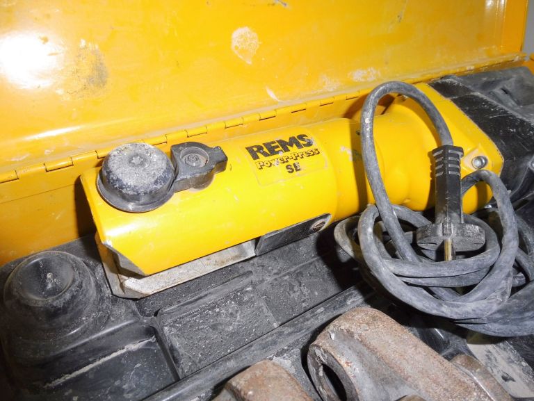 ZACISKARKA REMS 572101 KOMPLET + 3X CĘGI REMS H16