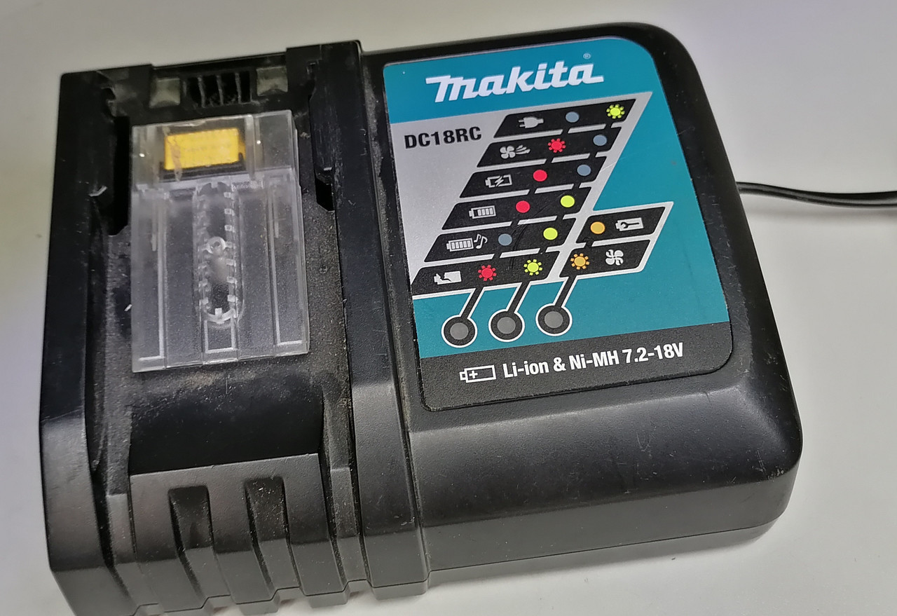 pilarka-tarczowa-akumulatorowa-makita-bss611-srednica-otworu-pily-165