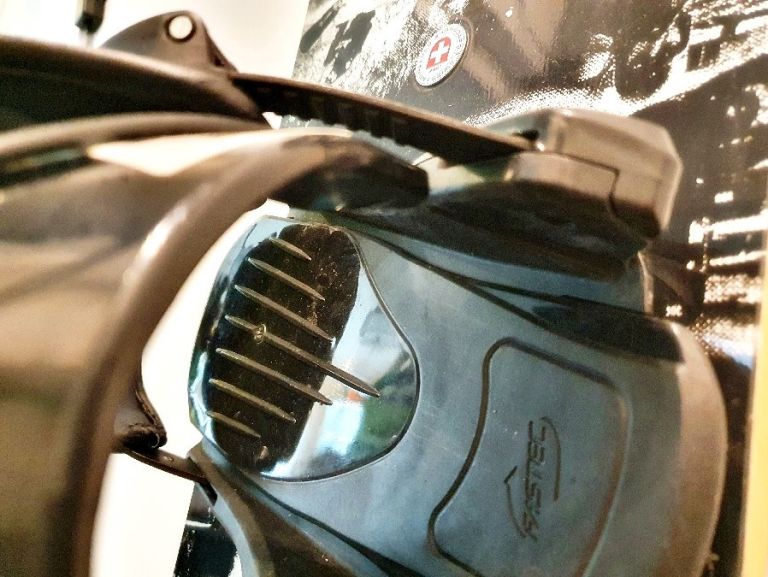 deska-snowboardowa-nidecker-smoke-xl-158cm-marka-nidecker