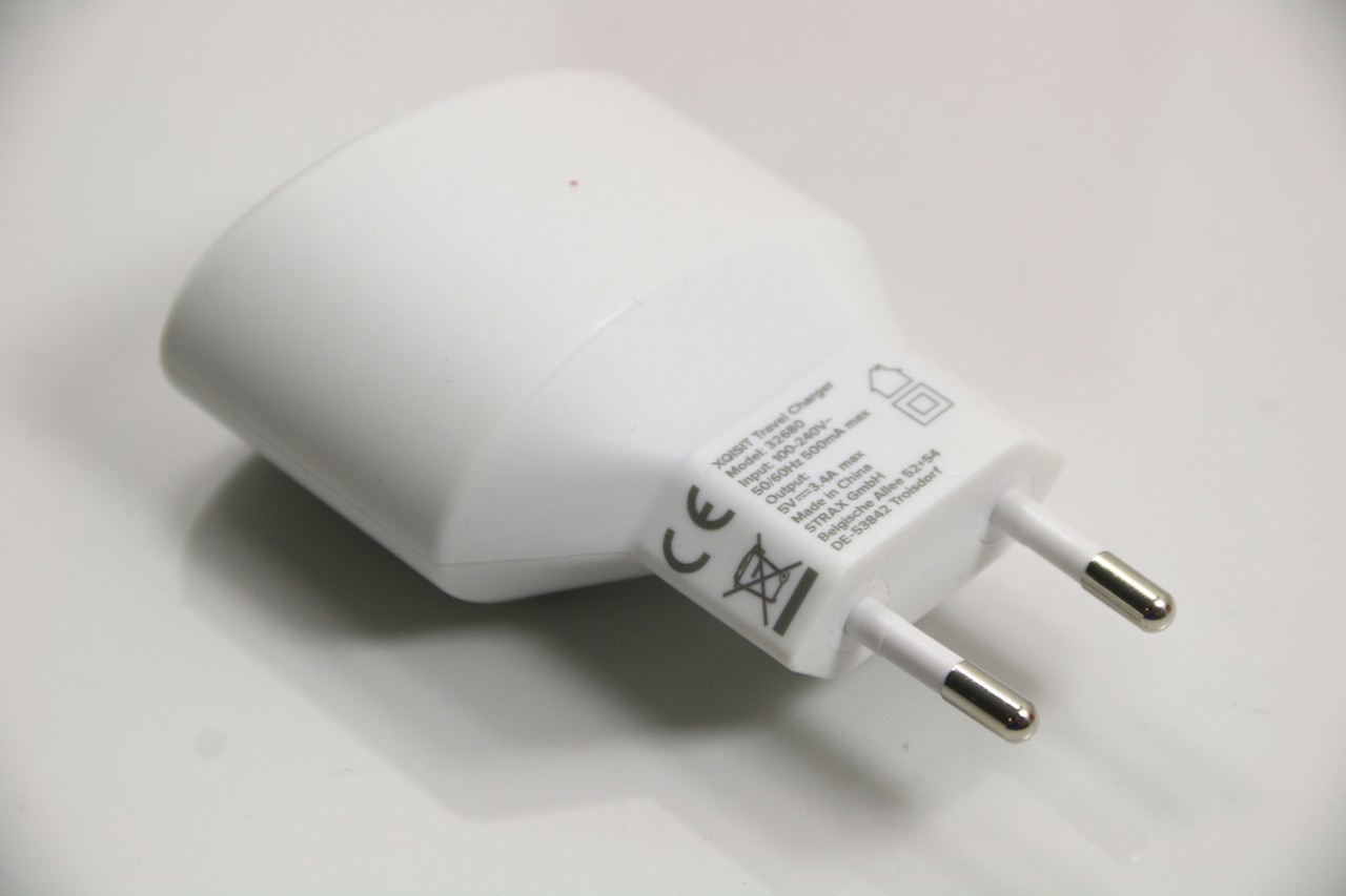 ladowarka-xqisit-2x-usb-24a-1a-stan-11323-2