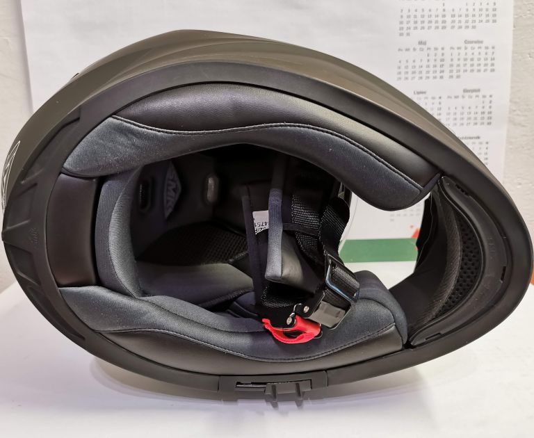 KASK INTEGRALNY SMK TWISTER MATT BLACK MA200 (M)