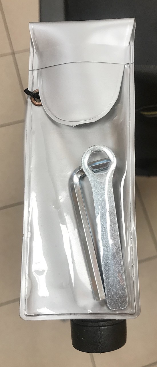 wozek-inwalidzki-breezy-47-cm-unix-odbior-osobist-stan-nowy