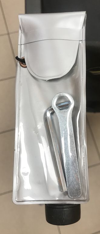 wozek-inwalidzki-breezy-47-cm-unix-odbior-osobist-stan-nowy