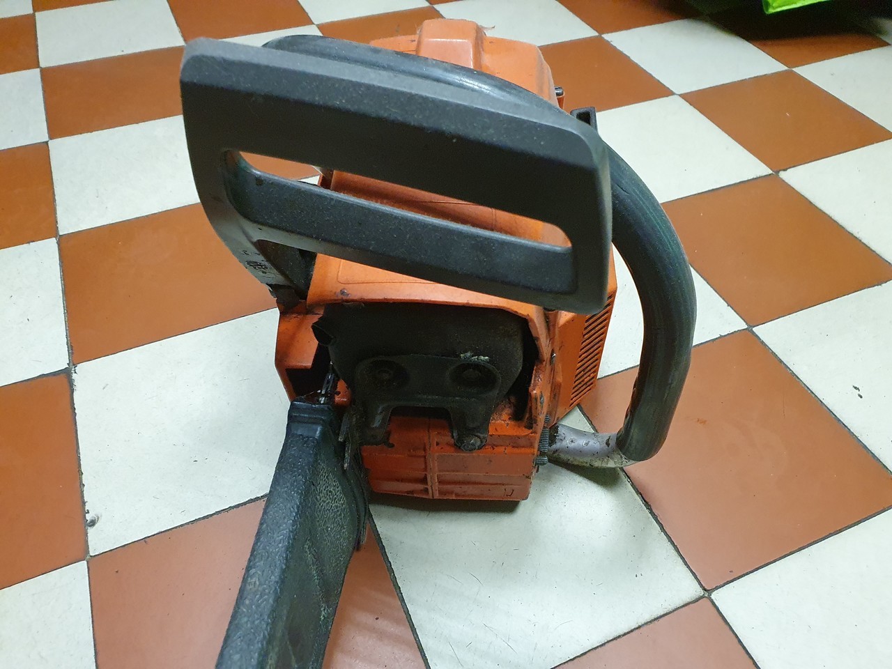 pila-spalinowa-husqvarna-254-podzialka-lancucha-38