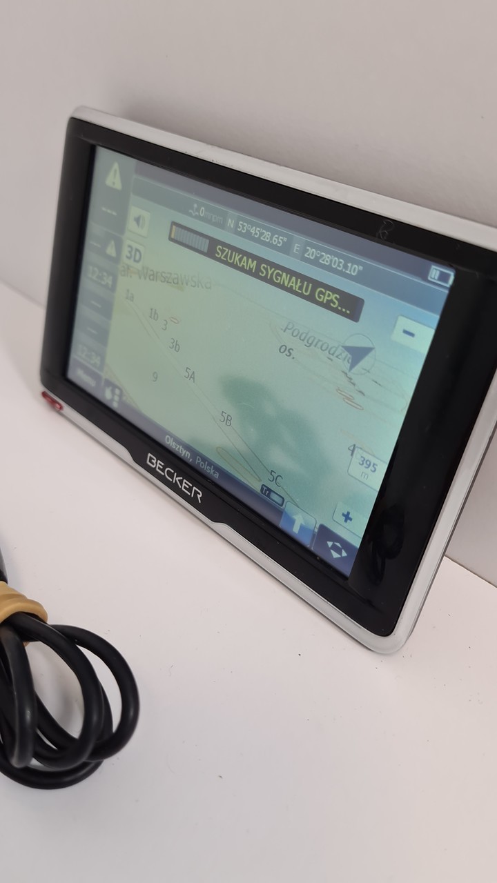 nawigacja-samochodowa-becker-be-b00-stan-uzywany