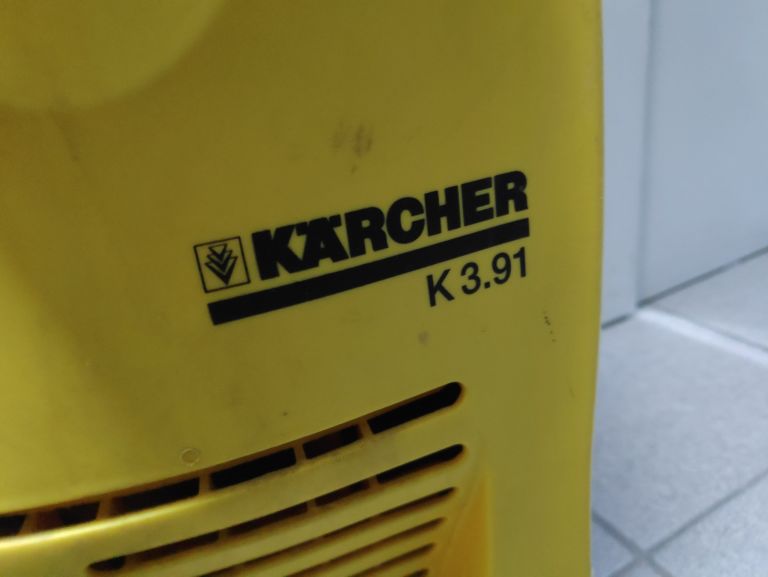 MYJKA CIŚNIENIOWA KARCHER K3 K 3.91M USZKODZONA