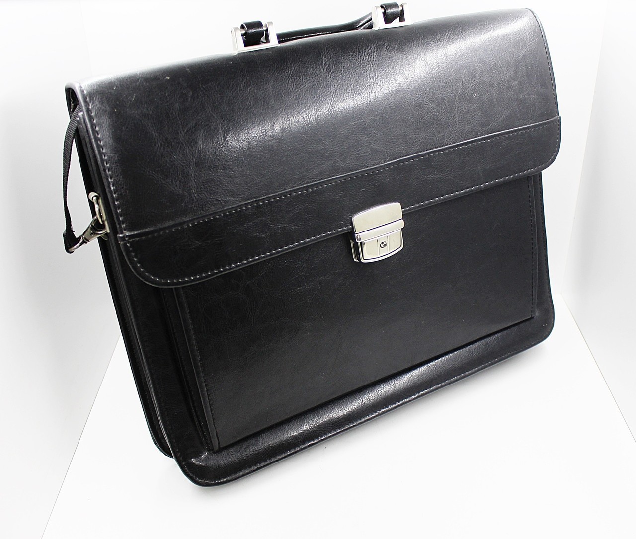 torba-wizytowa-dyplomatka-czarna-meska-partyzantow-2-jedrzejow-palladium