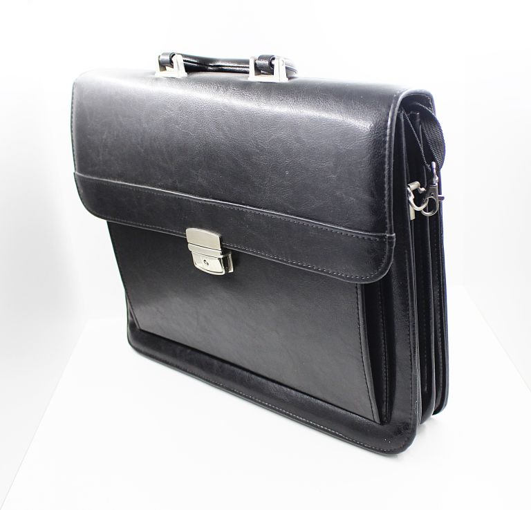 torba-wizytowa-dyplomatka-czarna-meska-stan-uzywany