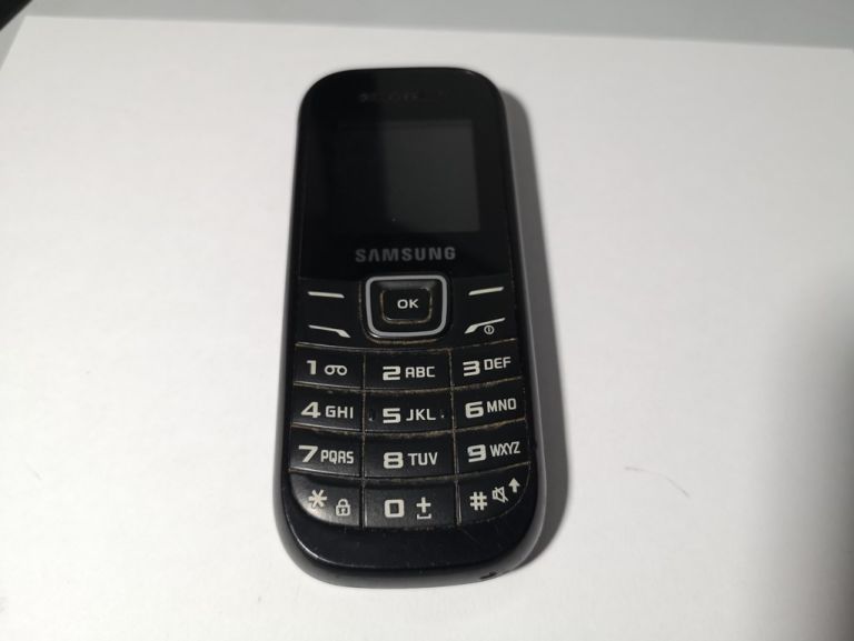TELEFON SAMSUNG E1200