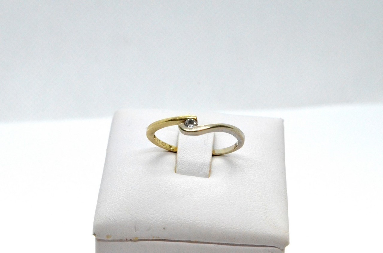 pierscionek-kamien-cyrkonia