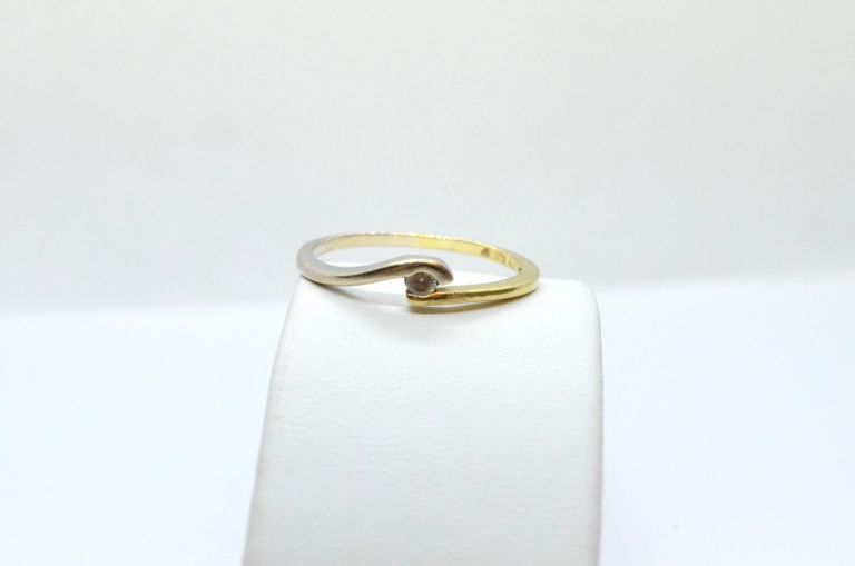 pierscionek-motyw-inny-ksztalt