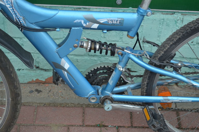 rower-mlodziezowy-athletic-tornado-wave-stan-uzywany