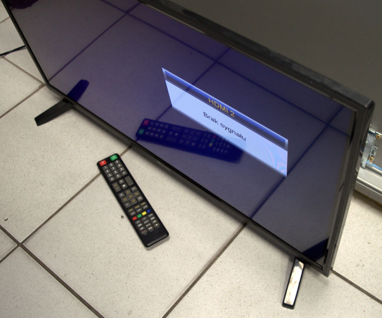 TELEWIZOR SKYMASTER LED 32SH2000 + PILOT