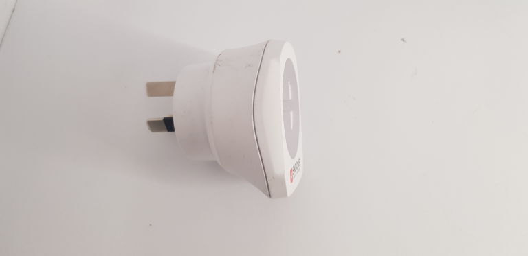 ADAPTER PODRÓŻNY SKROSS 1.500209E