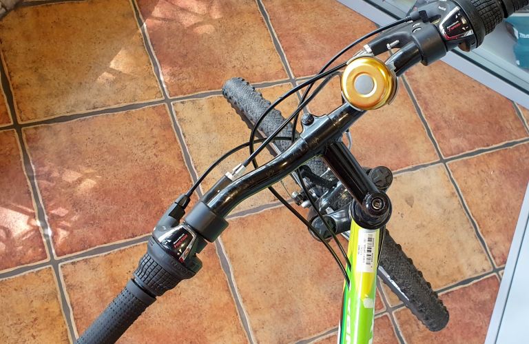 rower-ctm-axon-zielono-czarny-rozmiar-ramy-15-cali